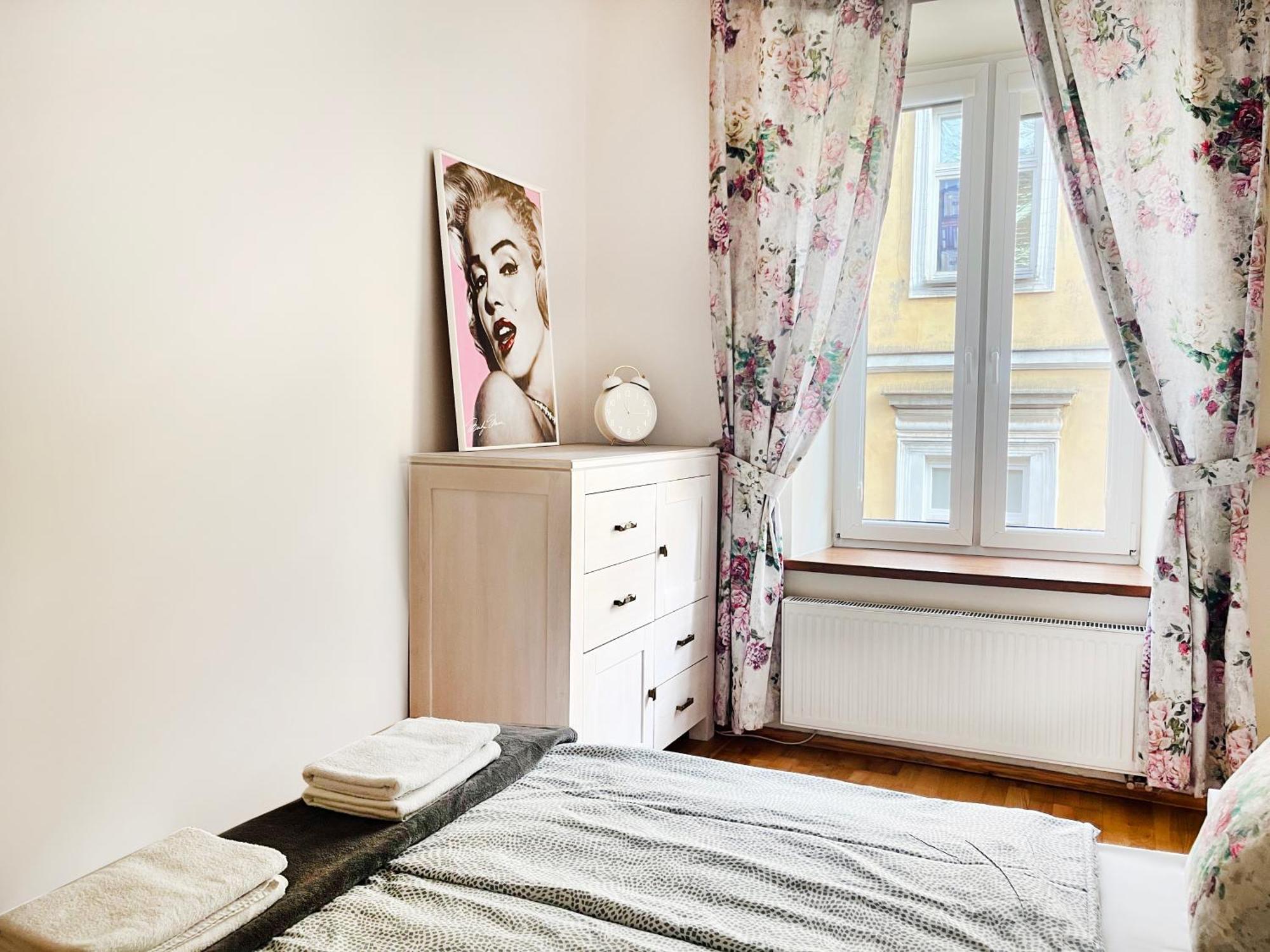 2-Room Apartment With Kitchen, Heart Of Cracow Old Town Krakkó Kültér fotó